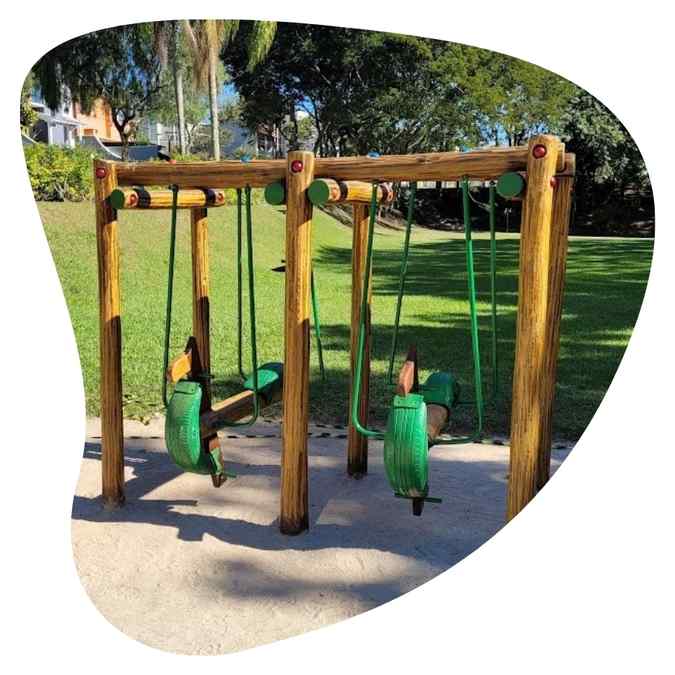 Playground Madeira em Jaguaré - São Paulo